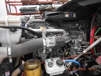 Detroit DD15 Engine for a 2016 Freightliner Cascadia