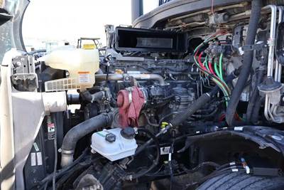 Detroit DD15 Engine for a 2021 Freightliner Cascadia