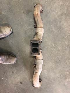 Detroit Series 60 Exhaust Manifold for a 2000 Freightliner CLASSIC