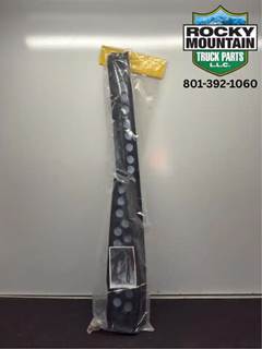 Freightliner Cascadia Exterior Truck Part