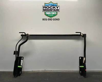 New International ProStar Chassis Skirt Support, Part # 3847754C1