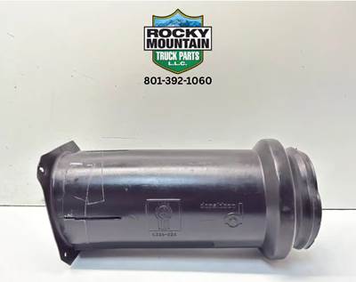 Kenworth T800 Donaldson Air Transfer Tube, Part # K336-424