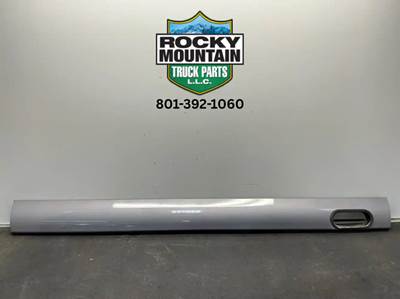2009 Peterbilt 387 Right Under Sleeper Trim Panel, Part # 29-05464-006R