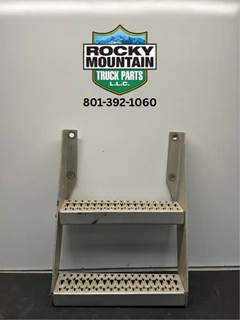 Paccar Aluminum Frame Mount Steps 24"L x 18"W