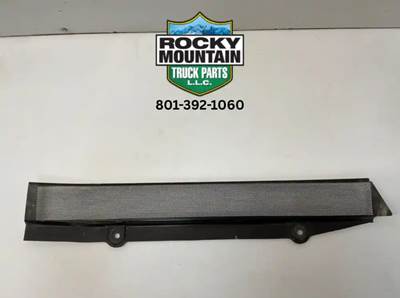 2016 Western Star 5700XE Catch Screen for Bumper to Hood Gap, Left, Part # 17-20750-000