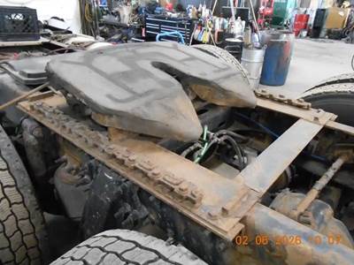 AIR SLIDE Fontaine Fifth Wheel for a 2016 Freightliner Cascadia