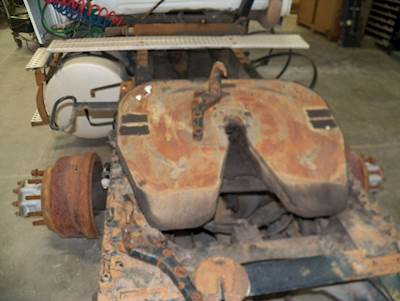 Fontaine AIR SLIDE Fifth Wheel for a 2006 Volvo VNL