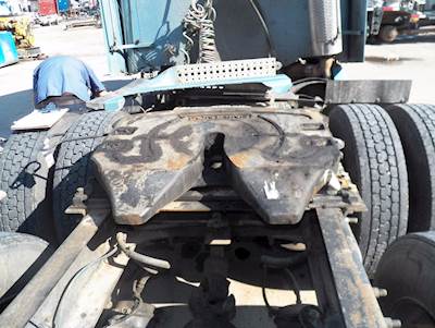 Fontaine AIR SLIDE Fifth Wheel for a 2003 Freightliner CENTURY CLASS 120