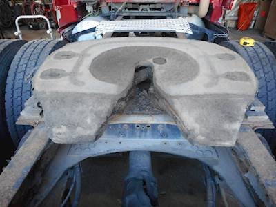 Fontaine AIR SLIDE Fifth Wheel for a 2001 Volvo VNL