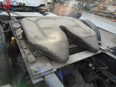 Fontaine AIR SLIDE Fifth Wheel for a 2004 Freightliner CL120