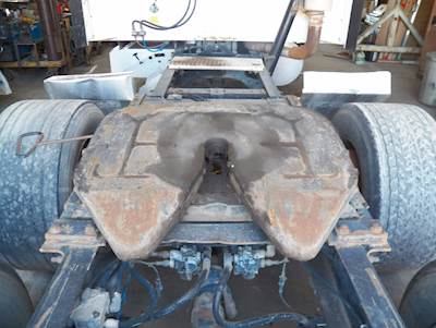 Fontaine AIR SLIDE Fifth Wheel for a 2002 International 9400I