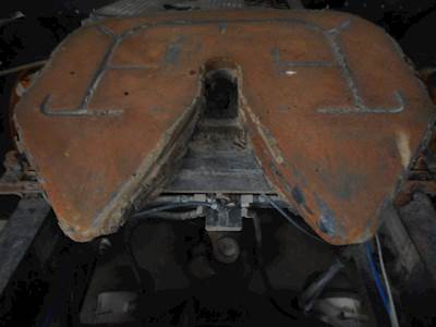 Fontaine AIR SLIDE Fifth Wheel for a 2006 Freightliner CENTURY CLASS