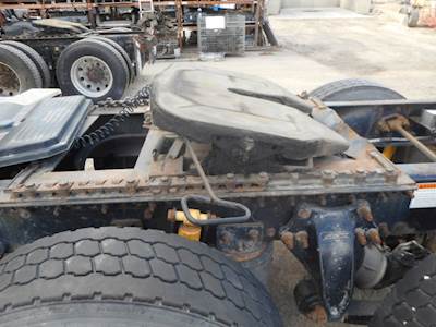 Fontaine AIR SLIDE Fifth Wheel for a 2006 Freightliner COLUMBIA