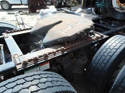 Fontaine AIR SLIDE Fifth Wheel for a 2006 Freightliner CENTURY CLASS