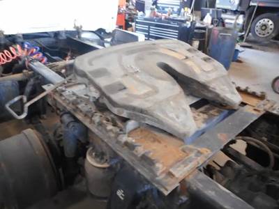 Fontaine AIR SLIDE Fifth Wheel for a 2013 Freightliner Cascadia