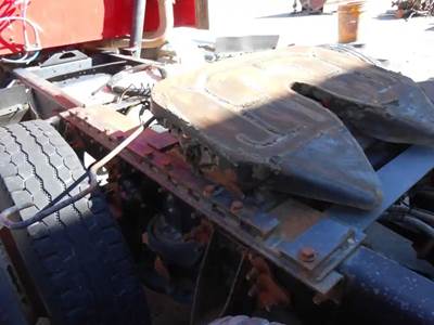 Fontaine AIR SLIDE Fifth Wheel for a 2004 International 9400I