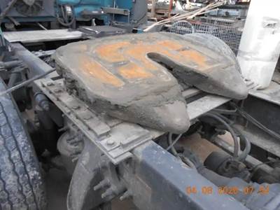 Fontaine AIR SLIDE Fifth Wheel for a 2018 Freightliner Cascadia