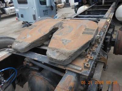 Fontaine AIR SLIDE Fifth Wheel for a 2006 Volvo VNL