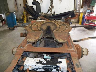 Holland AIR SLIDE Fifth Wheel for a 1996 Peterbilt 378