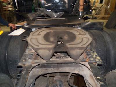 Holland AIR SLIDE Fifth Wheel for a 2009 Volvo VNL