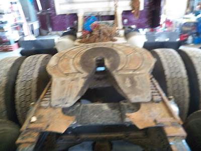 Holland AIR SLIDE Fifth Wheel for a 2008 Peterbilt 389