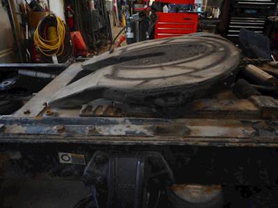 Holland AIR SLIDE Fifth Wheel for a 2009 Kenworth T660