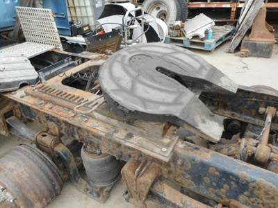 Holland AIR SLIDE Fifth Wheel for a 1995 Volvo VN