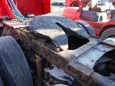 Holland AIR SLIDE Fifth Wheel for a 2007 Peterbilt 379