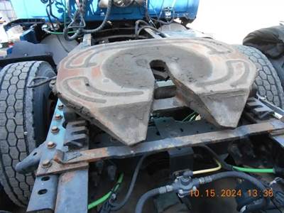 Holland AIR SLIDE Fifth Wheel for a 2018 International LT625