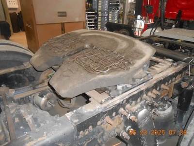 Holland AIR SLIDE Fifth Wheel for a 2010 Freightliner Cascadia