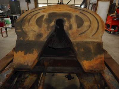 Holland Fifth Wheel for a 2008 Mack