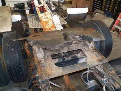 Jost Fifth Wheel for a 1995 Freightliner FLD120