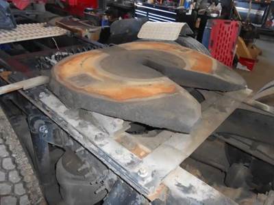 Jost AIR SLIDE Fifth Wheel for a 2012 Volvo VNL