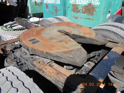 Jost AIR SLIDE Fifth Wheel for a 2006 Volvo VNL