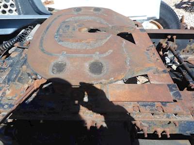 Simplex AIR SLIDE Fifth Wheel for a 1999 Volvo VNL