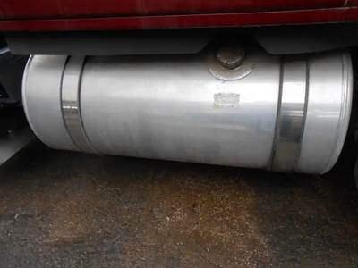 Freightliner Cascadia Right Fuel Tank