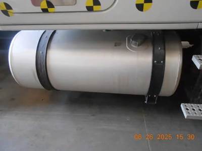 Freightliner Cascadia Right Fuel Tank