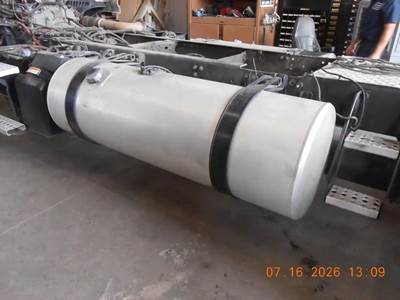 Freightliner Cascadia Left Fuel Tank