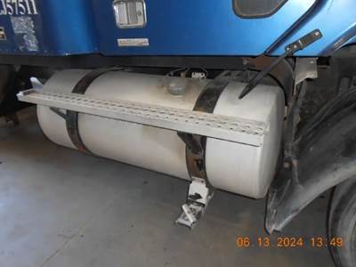 Freightliner Columbia Right Fuel Tank