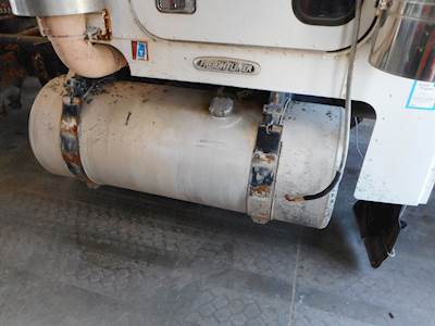 Freightliner FLD Right Fuel Tank