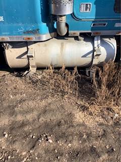 Freightliner FLD120 Right Fuel Tank