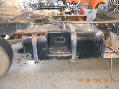 International 2674 Left Fuel Tank