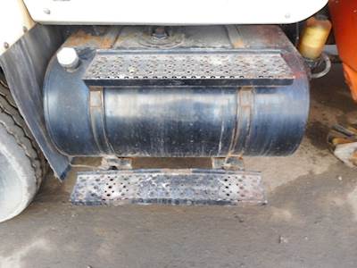 International 7600 Left Fuel Tank