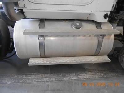 International 9370 Right Fuel Tank
