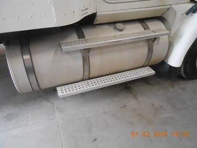 International 9400 Right Fuel Tank