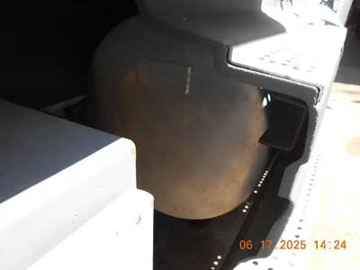 International 9400 Left Fuel Tank
