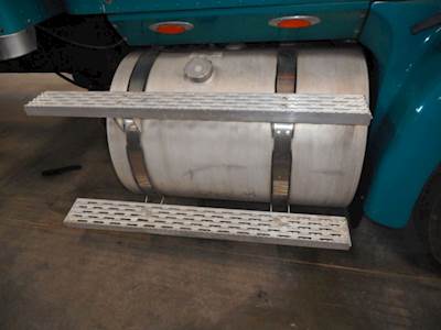International 9400i Right Fuel Tank