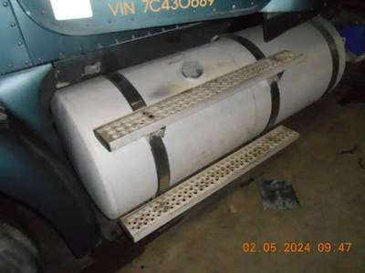 International 9400i Left Fuel Tank