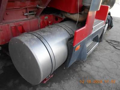 Kenworth T600 Right Fuel Tank
