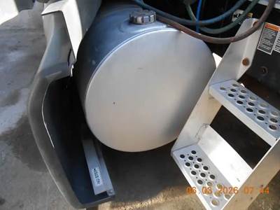 Kenworth T680 Left Fuel Tank